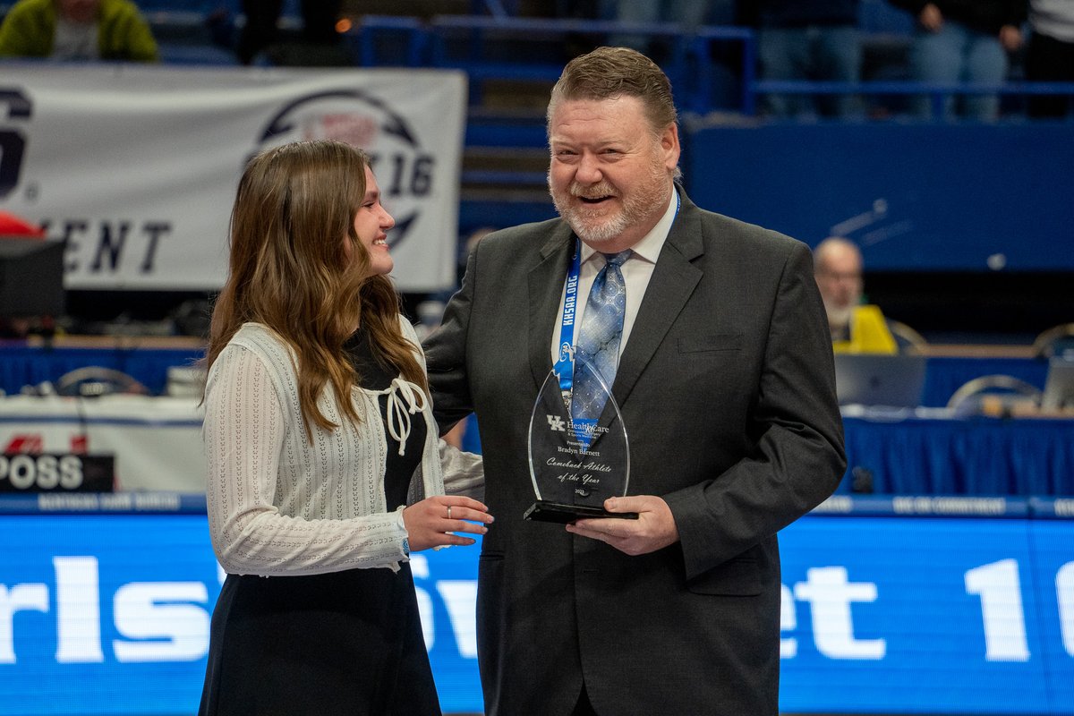chelseabrooke's tweet photo. St. Mary sophomore Bradyn Barnett receives the 2023 UK Sports Healthcare Comeback Player of the Year Award. Barnett has battled Chondroblastoma in her femur since 2019. She is a multisport athlete in Paducah, Kentucky and was nominated by Viking AD Brad Ehlers. https://t.co/bjS0ekjxcC