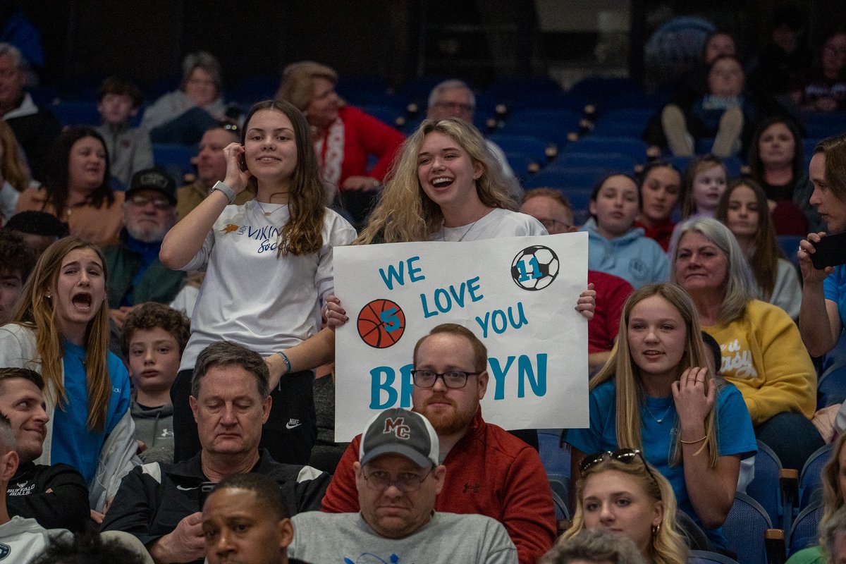 chelseabrooke's tweet photo. St. Mary sophomore Bradyn Barnett receives the 2023 UK Sports Healthcare Comeback Player of the Year Award. Barnett has battled Chondroblastoma in her femur since 2019. She is a multisport athlete in Paducah, Kentucky and was nominated by Viking AD Brad Ehlers. https://t.co/bjS0ekjxcC