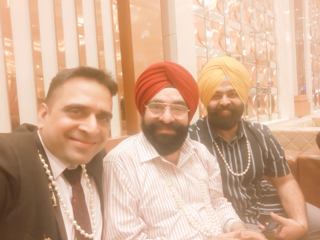 TheDeepakPILOT's tweet photo. #LionsClubs @RajouriGreater #DeepakPILOT #AdvDeepakPILOT
Thanks Team Lions Club https://t.co/7iahloUjvU
