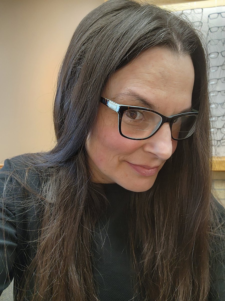 Quote of the day by Stephanie..."Not everyone wants to hear your inside voice." You may be right, but is it the right time to share your opinion or thoughts? Sometimes ppl just need you to be by their side. Nagging never inspired anyone to change. Agree?