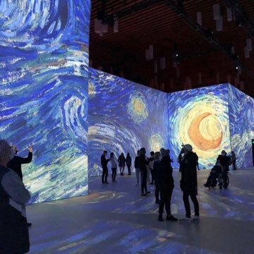 van gogh exhibit.