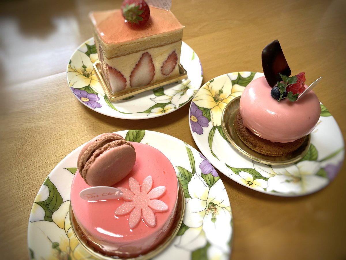 222_tknmix's tweet image. ケーキって、季節を感じるよね。
#ヴェールクレール #静岡グルメ
#vertclair