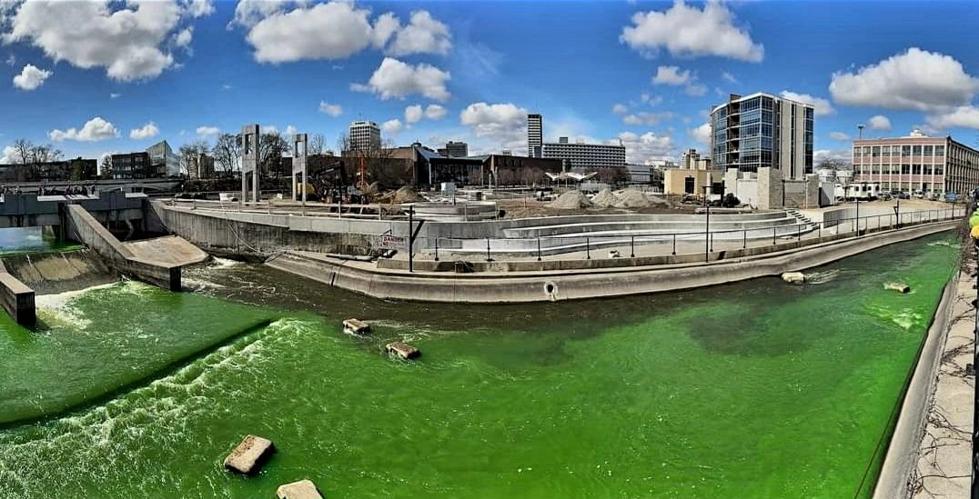 AnnaknikkiMicou's tweet photo. Beautiful day in SBI for the St. Patrick's Day Parade! What an amazing turnout w @SharonMcB20 @bforsbcityclerk @arielle_moyee @CityofSouthBend @twarner103 Sheila Niezgodski Karen White Rachel Tomas Morgan, State Senator David Niezgodski Chief Scott Ruszkowski https://t.co/h8iRRzNbmV