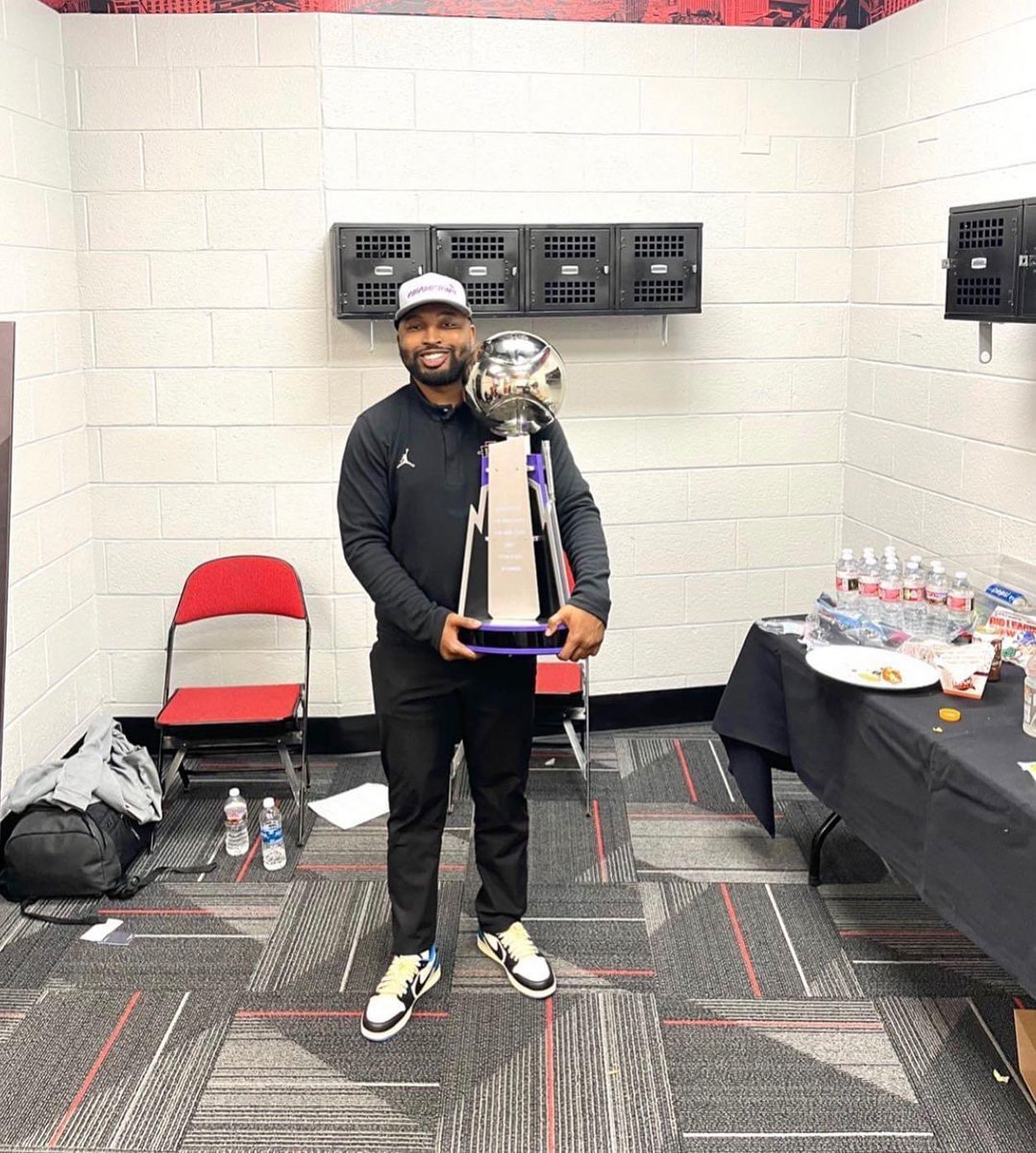 ScoutPCong's tweet photo. Congrats to my brother coach @jaydeeluster and SDSU on winning the chip!! https://t.co/fJjSyWiBAO