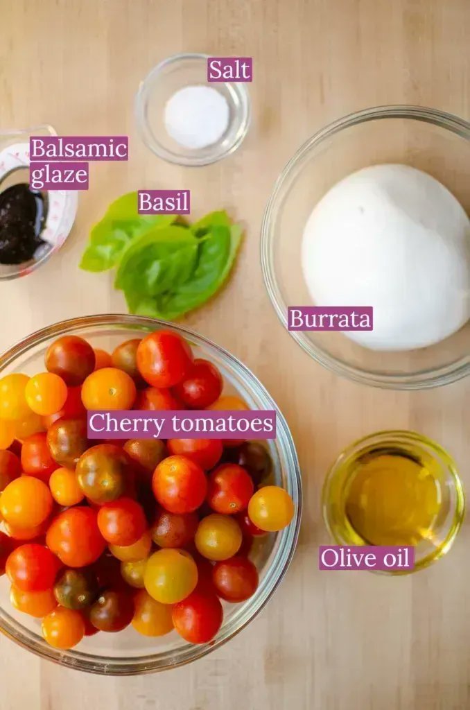 Living_Lou's tweet photo. Burrata Caprese salad is made with tomatoes, burrata cheese, basil, and balsamic glaze. It’s a favourite! 💕

RECIPE: https://t.co/fBqPH614ul

#RecipeOfTheDay https://t.co/kTPzEYl9Tj
