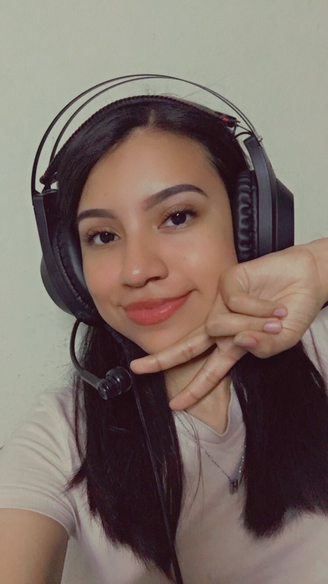 Vamo a ser tuneleados 
Acompáñame a sufrir 🤓

twitch.tv/hanniiuvu