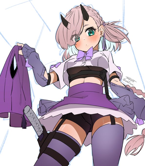 手慣らしにOC
張り込み素材を作って服に模様を足した方が良さそう 