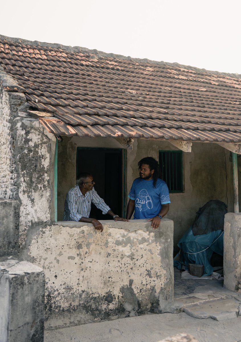 📍 ދިއްދޫ
އުމުރުން ދުވަސްވީ ކޮންމެ މީހަކީ މައުލޫމާތުގެ ޚަޒާނާއެއް.