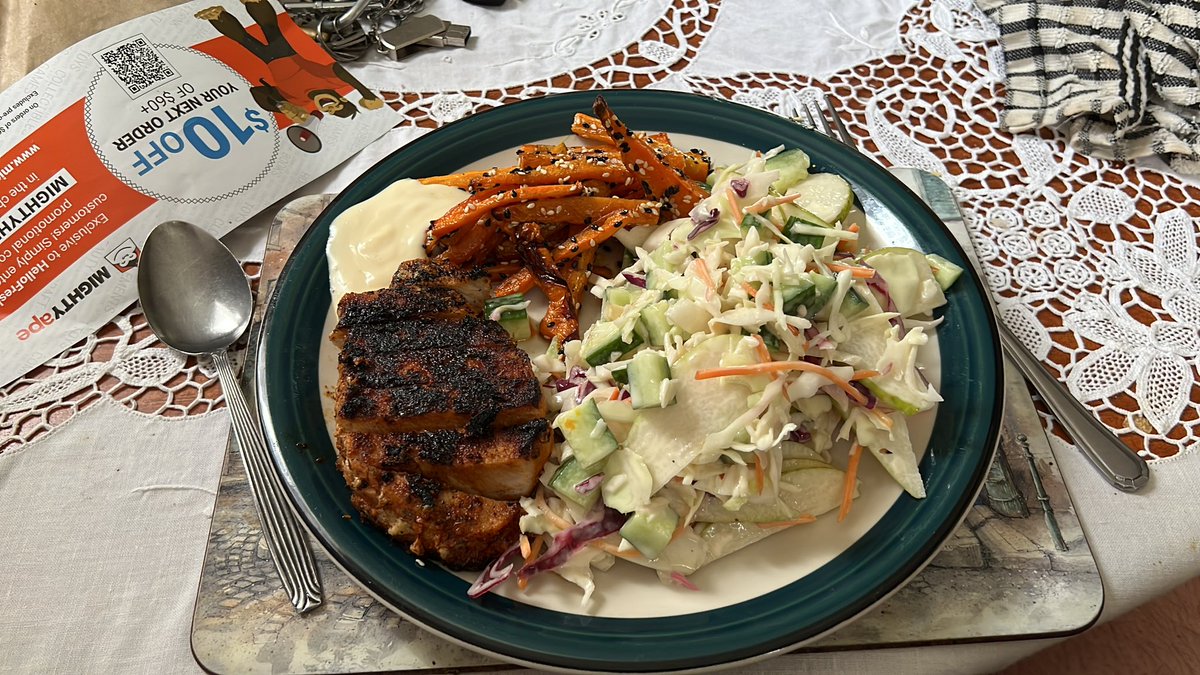 stacygmclean's tweet photo. Tonight’s dinner https://t.co/y1KxZsCViG