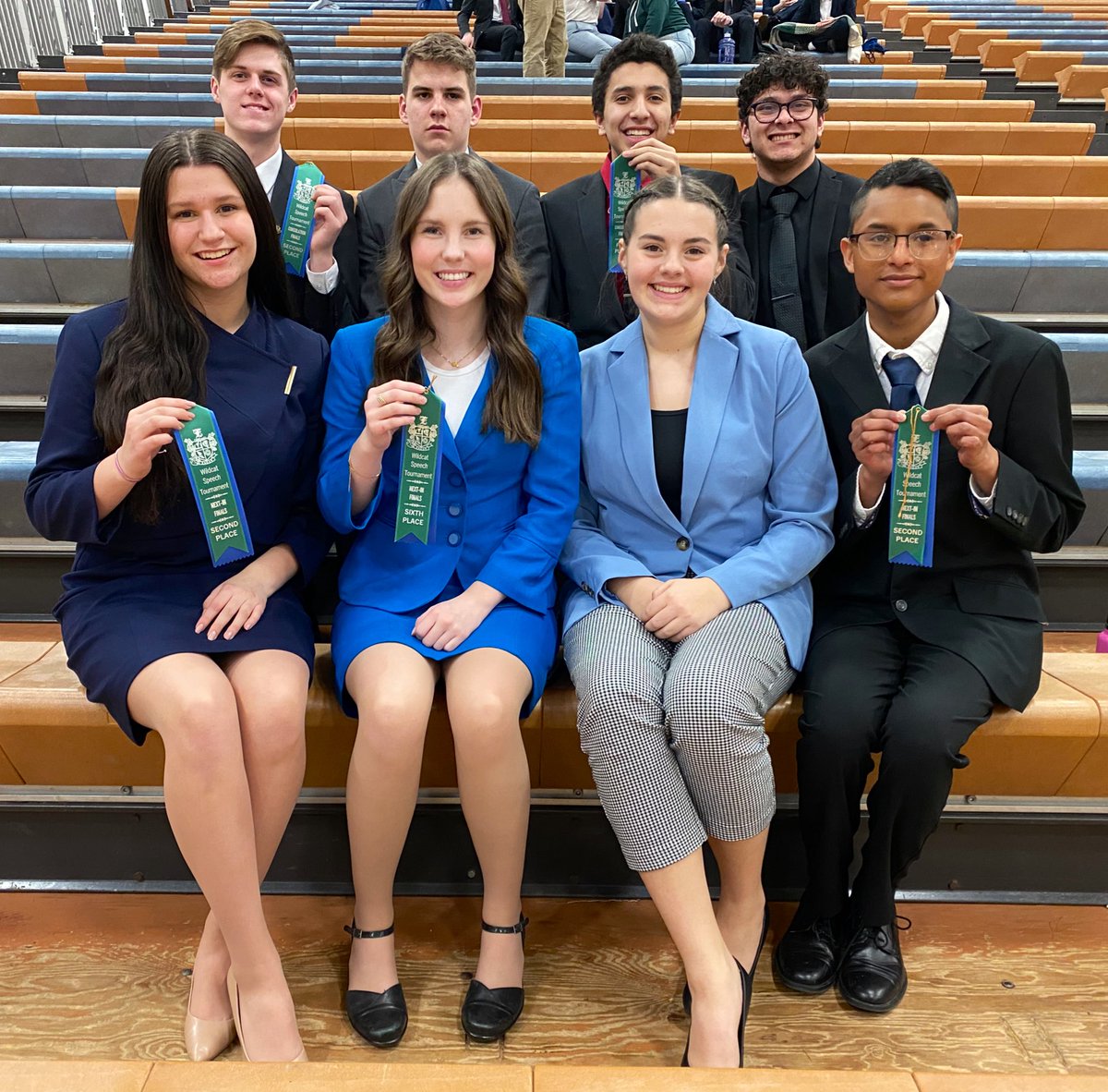 MrsKPWalker's tweet photo. We had 8 varsity members of Fairmont Speech do AMAZING work today at the Eagan Wildcat Speech Tournament. Five speakers made it to out rounds and absolutely owned the room in their finals!!! 😸 #FmtSpeech #FmtCards https://t.co/JQMgKF26Ne