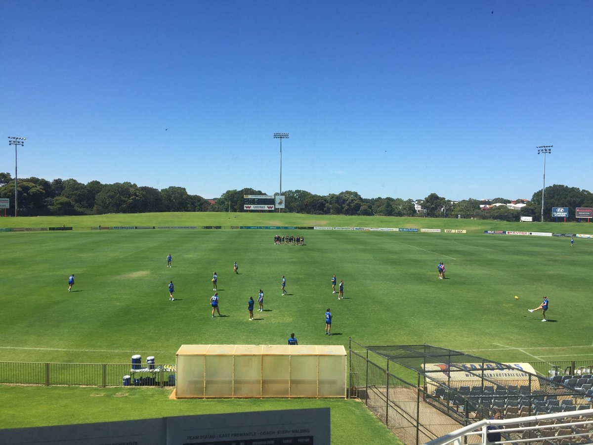 Paul_Persic97's tweet photo. A beautiful Sunday in Joondalup, pumped to call this huge #WAFLW GF rematch between @ClaremontTigers and @EFFC it’s LIVE on @streamersports1 from 2pm don’t miss it.

#WAFL #WAFooty #Footy #Work #Media #Commentary #Broadcasting #SportsMedia #PerthMedia https://t.co/9lVo7aa0ly