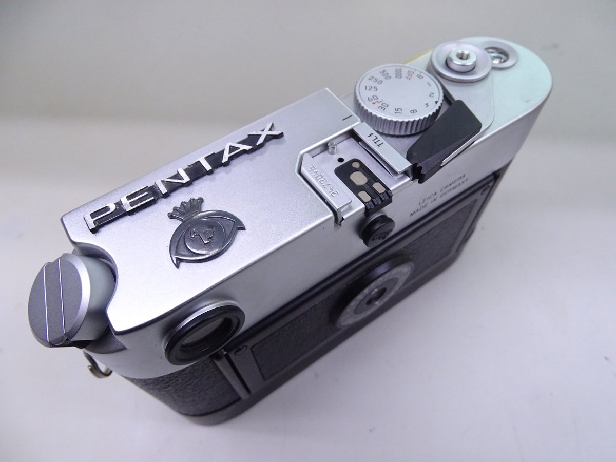 Shinjuku_Ichiba's tweet image. LEICA M6 TTL 0,72(改造品) ラピットワインダー付
PENTAXというロゴがありますがこれは正真正銘の
LEICA M6です
動作はすべて問題なし、ファインダー内も綺麗です
ラピットワインダーが付いてこのお値段はお得！！
Body No 2472046
￥198,000(税込)
#LEICA #M6TTL