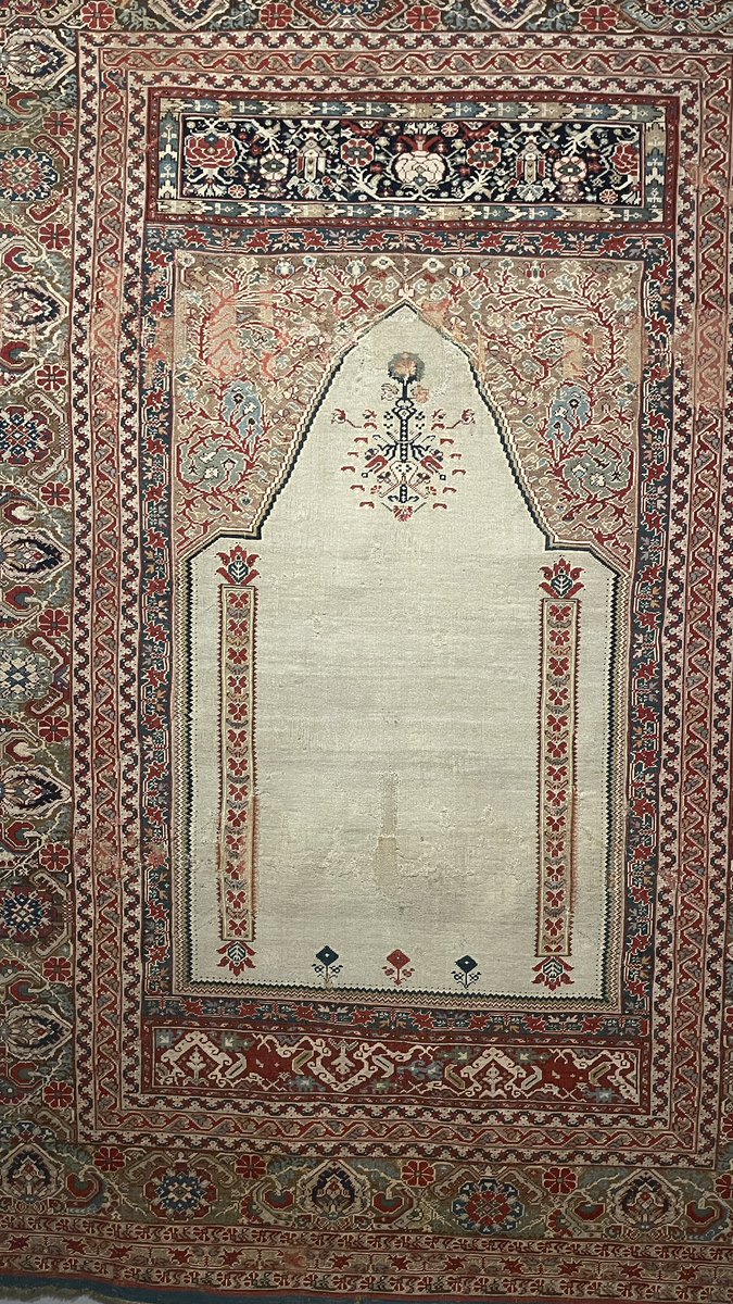 Anila Ali on Twitter "One is a Jewish prayer rug and the other is a