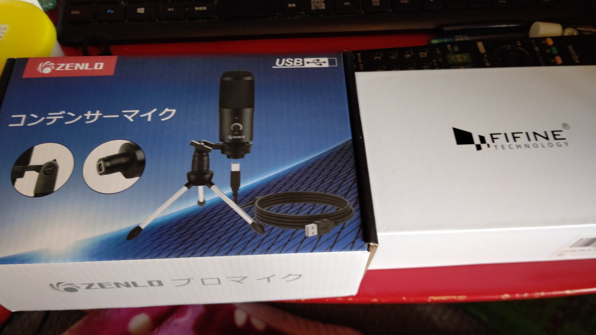 新しいマイク２本も買った(笑) さて、安い方から使ってみようかな(´∀｀*) https://t.co/p6lEbwi6tp