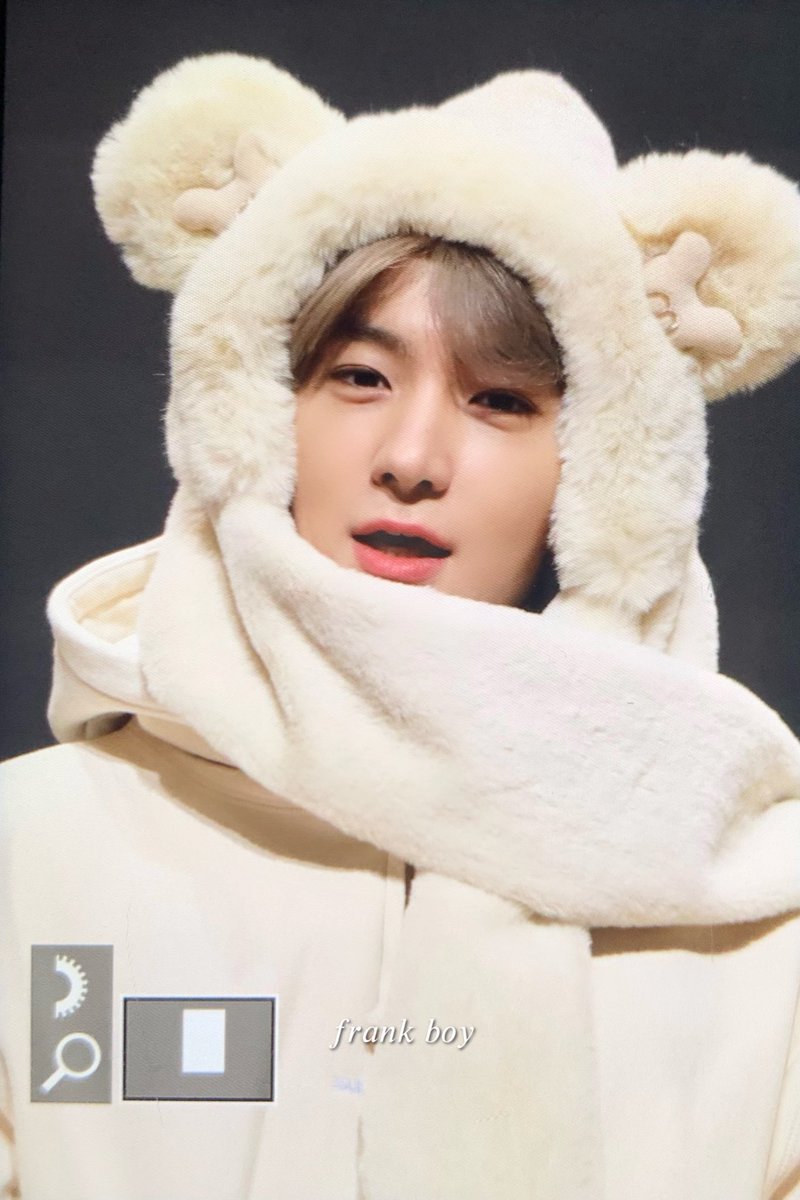 FrankBoy_24's tweet photo. 230312 우리 곰아지
#더보이즈 #THEBOYZ #현재 #HYUNJAE #이재현 https://t.co/QmMvckn0Kh