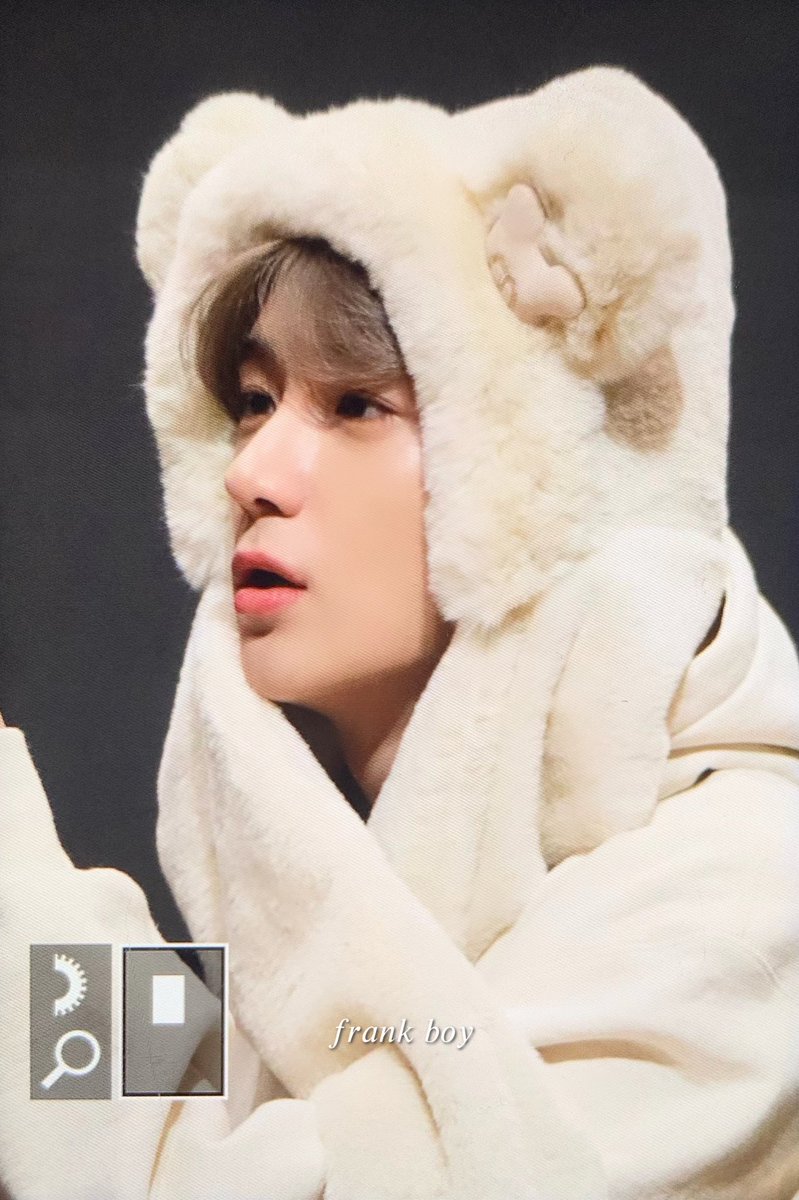 FrankBoy_24's tweet photo. 230312 우리 곰아지
#더보이즈 #THEBOYZ #현재 #HYUNJAE #이재현 https://t.co/QmMvckn0Kh
