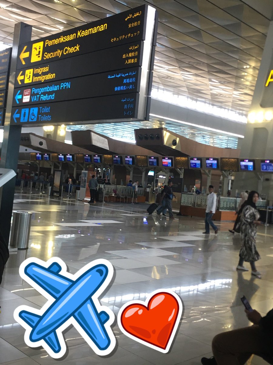 I'm at Terminal 3 - @cgk_ap2 in Tangerang, Banten swarmapp.com/c/h3SvPKLvquM