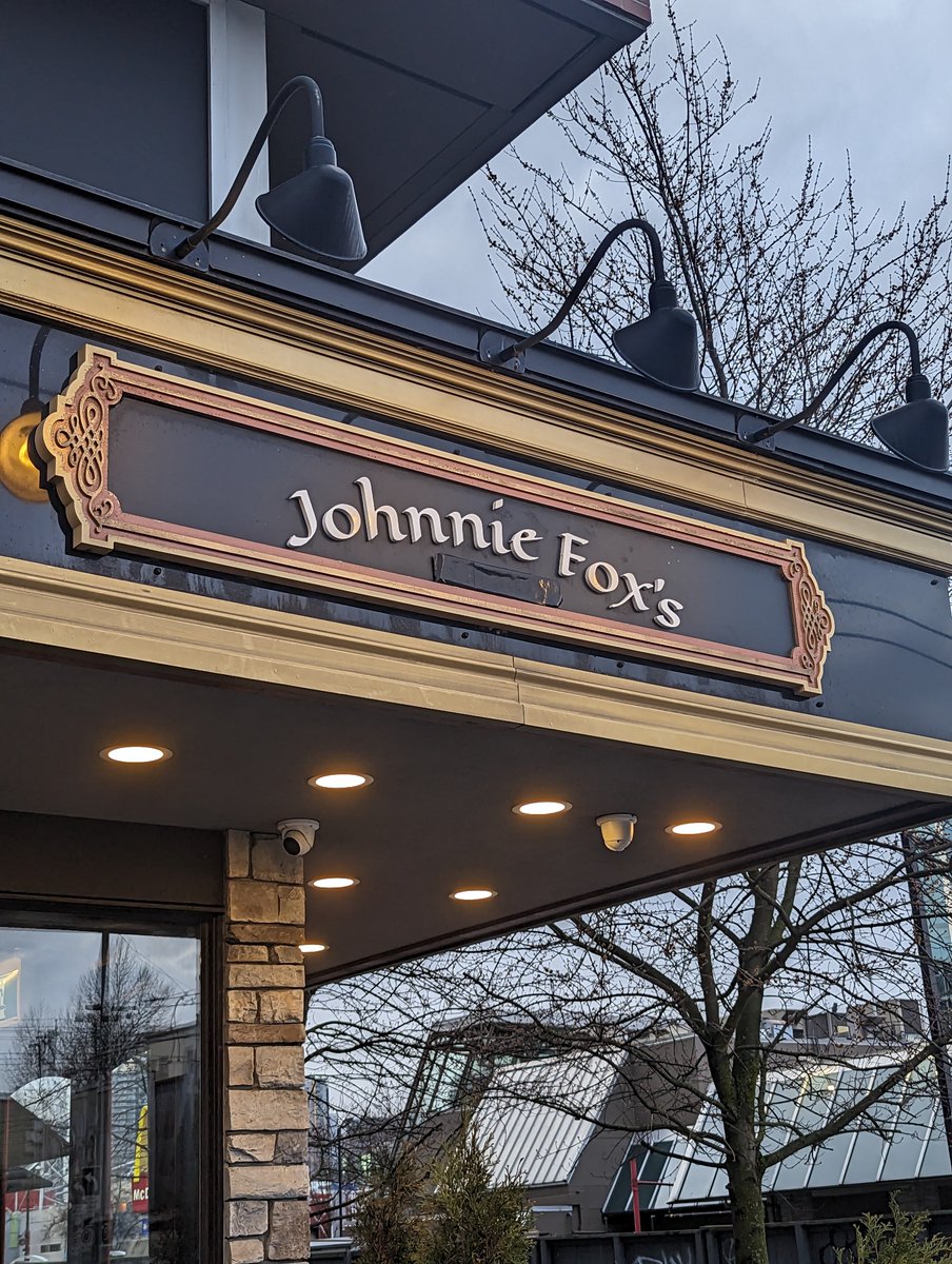 pcampvancouver's tweet photo. Aaand it's a wrap for today with the after party at Johnnie Fox's. Huge thanks to @productboard for sponsoring and to all the participants for turning out!
#pcv23 #productmanagement https://t.co/ior1UK15WV