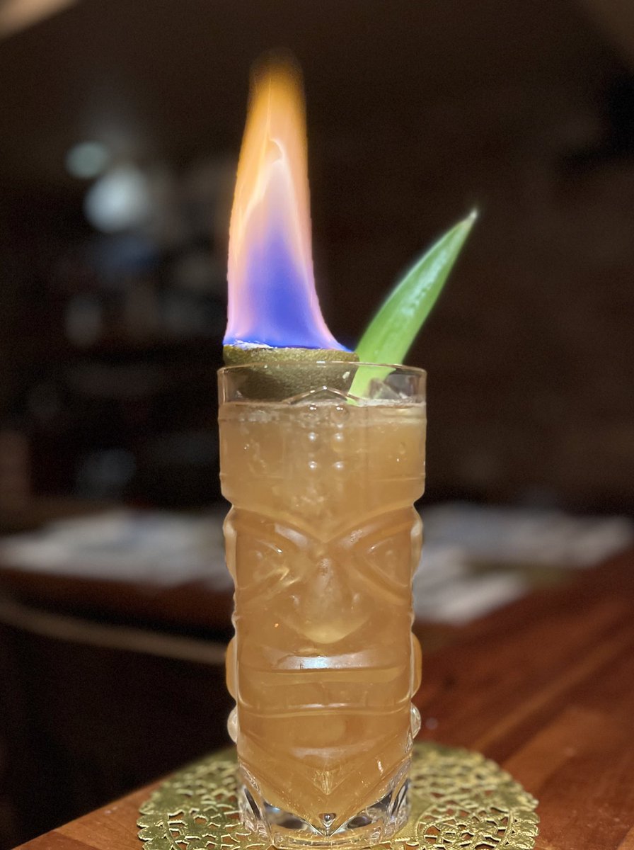 THE WINTER TIKI brings the summer vibes to the cold weather. A mix of
denizen white rum, courvoisier v.o.,
pineapple. toasted coconut sugar and fresh lime juice!
#tiki #tikiworld #tikirum #tikibar #rum #rumlover #rumlovers #drinkingtime #onfire🔥 #rumdrinks #pineapple #lime