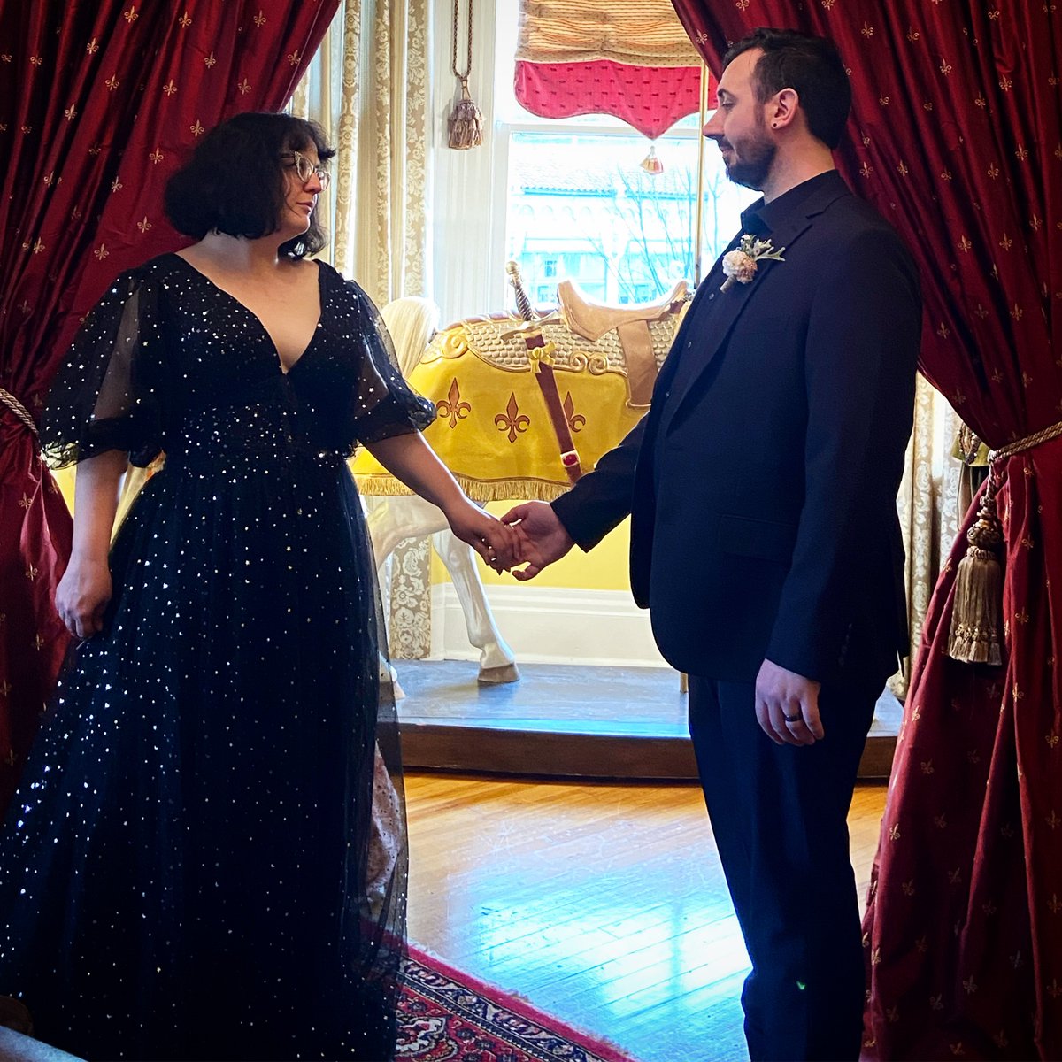 Roulett's tweet photo. Got married! #gothic wedding https://t.co/cAOSK6jvZd