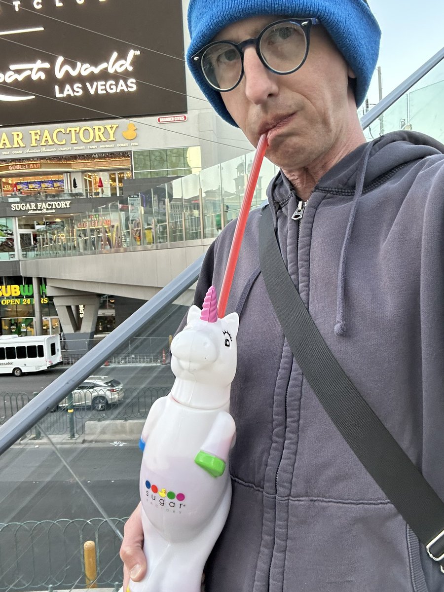 Foxlord009's tweet photo. Booze Unicorn.  That is all. https://t.co/tJOxPGhLEZ
