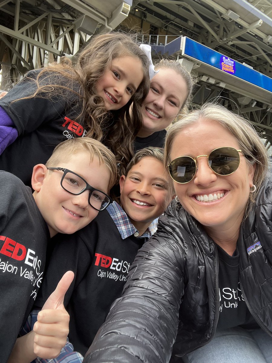 baileyfriesen3's tweet photo. So proud of these awesome kiddos! They worked hard all year and gave their ted talks this morning at petco park! @RiosRobots @ashlyn_yetter @TED_ED @CajonValleyUSD https://t.co/CVXSEeC7sZ