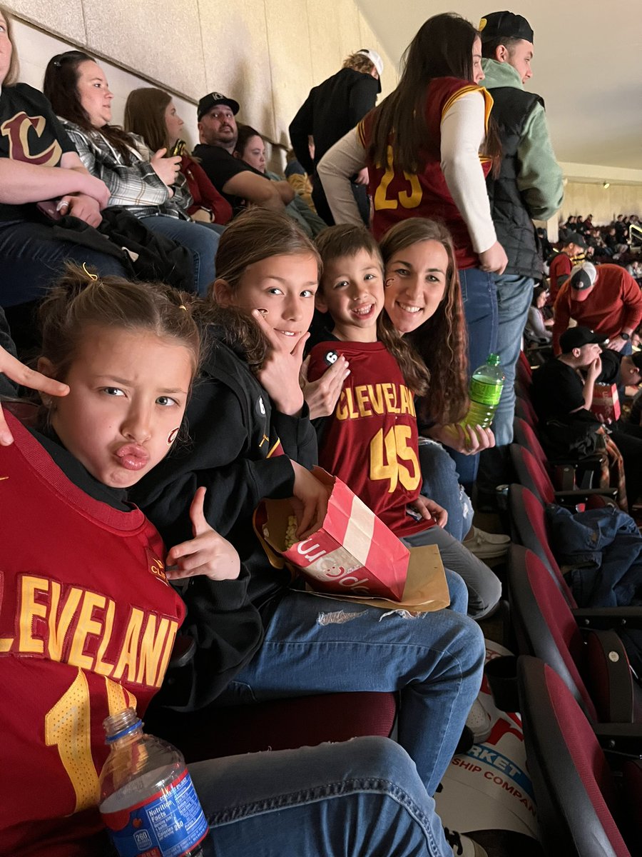 CJ Neading tweet media