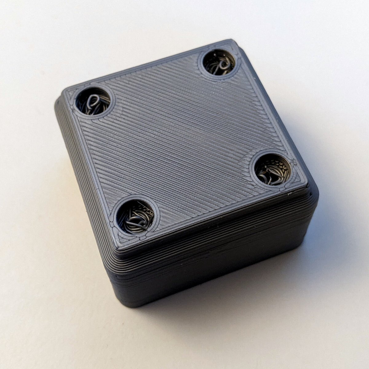 jezlyn's tweet photo. infill.

#3dprinting
https://t.co/IuzM4yNTFz (2/2) https://t.co/hgFk7FMsxE