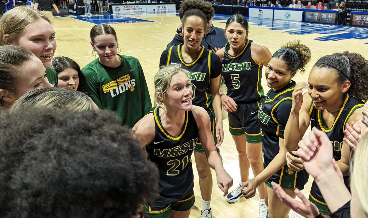 Jacob Lenard on Twitter "THE LIONS KNOCK OFF THE LOPERS! Missouri Southern beats Nebraska