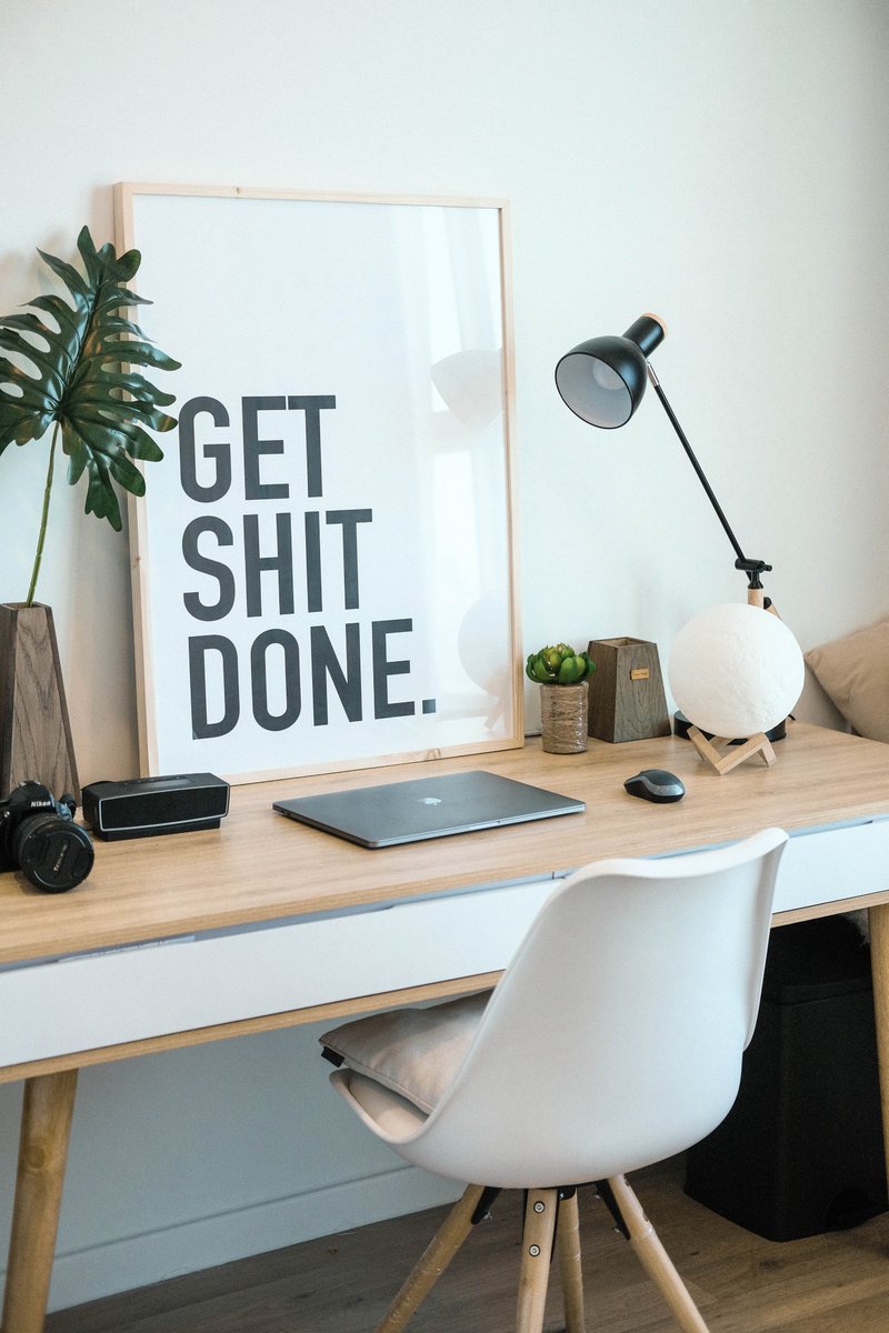 TheJustinOng's tweet photo. Struggling to find a work-life balance while working remotely? Our latest article shares 5 proven strategies for creating a positive remote work environment. From regular check-ins to virtual team-building activities, these tips will help you stay productive and satisfied. https://t.co/jz12P6kam3