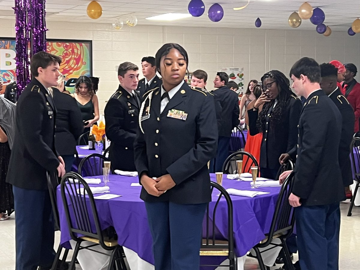 ewilson4forsyth's tweet photo. Leighanne and I had a great time at the Mary Persons High School Battalion JROTC Military Ball this evening.
I was honored to speak to the cadets and guests. I am inspired by this fine group of young people and am confident that our future is bright with these young leaders. https://t.co/WdOpXIG8lD