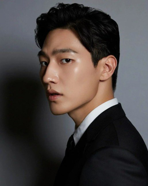 3 pic. Noh Sang-hyun is one of the most beautiful men I’ve ever seen. Thanks! https://t.co/KRmYZw5I2