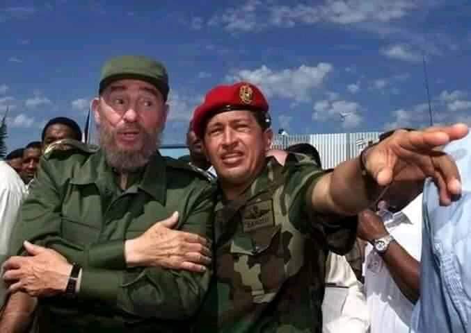 GuerreroHatuey's tweet photo. Fue una amistad sin fronteras. 
#ChavezInfinito
#ChavezVive 
#ChavezSiempreInvicto https://t.co/g76sKz3BcG