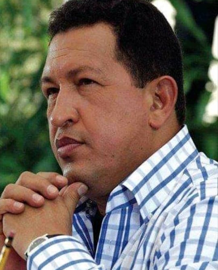 #ChavezVive ❤️

¡Épico y original fue siempre!

¿Acaso usted no recuerda su "huele a azufre todavía" para referirse a los entusiastas del norte en aquel evento histórico?