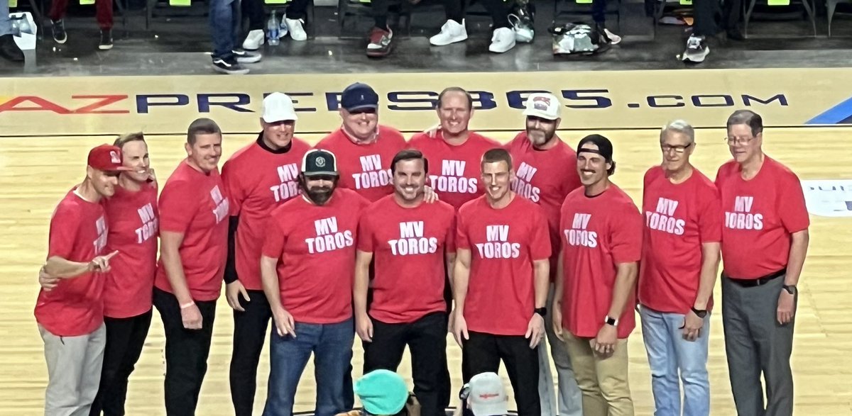 MVTBoosters's tweet photo. Honored today at the Boys Arizona State Championship- Open Division…. Our own 1998 Boys Arizona State Champions - Mountain View Toros!! That was definitely a Year for the Campus of Champions!! Way to Represent!! We Are Toros!! #T4L https://t.co/6OCoc4J8pa