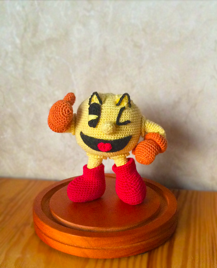 HERE'S PAC-MAN! 
Amigurumi crochet figurine  -->
9cm/2.50 in H and 9cm/2.50in in W
#amigurumi #crochet #Nintendo #Pacman #crochetaddict #handmade
