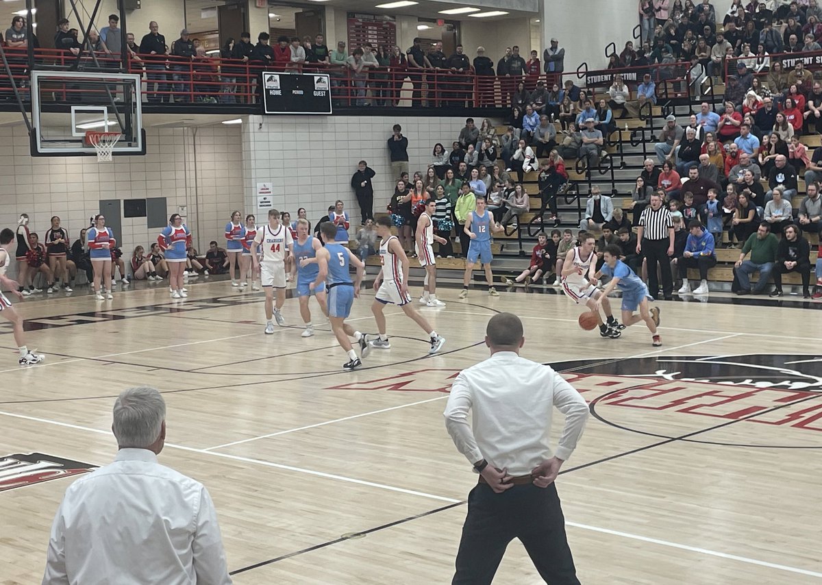 WestNobleAD's tweet photo. Sectional final West Noble 57 Lakeland 53. Chargers advance to the sectional championship on Monday night at 7:30pm.  Tough win for the Chargers over a very good 16-8 Lakeland team.  WN is now 21-3 on the season. https://t.co/L2cNvIQ9qI