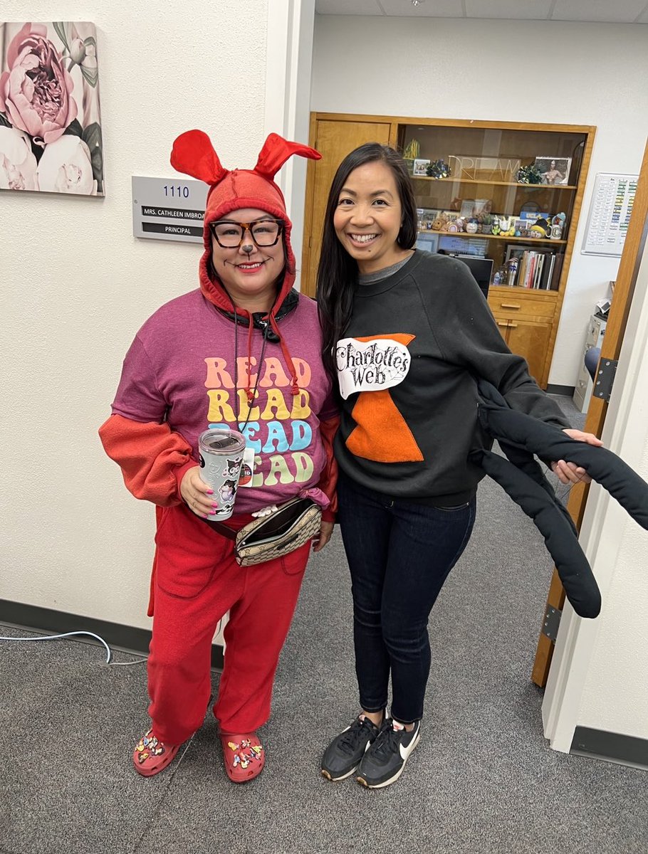 SharonSueki's tweet photo. It was a very fun-filled week subbing at Cubberley TK-8 School during Read Across America Week 2023 #proudtobeLBUSD #readingrainbow #cliffordthebigreddog #thingone https://t.co/1nIHn7sZWS