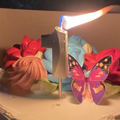 CrazyLsy's tweet photo. #NewProfilePic https://t.co/hmpp6hoebp