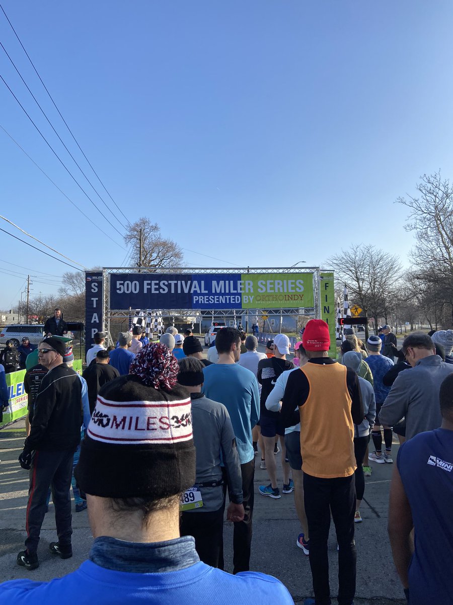 kandicecasey's tweet photo. Ran the @500Festival Indy Mini Miler Series 6 miler this morning. Took it easier today and felt great. Would have liked to be under an hour but not bad for working 12 hours the day before. #indymilers https://t.co/u1asFex9kn