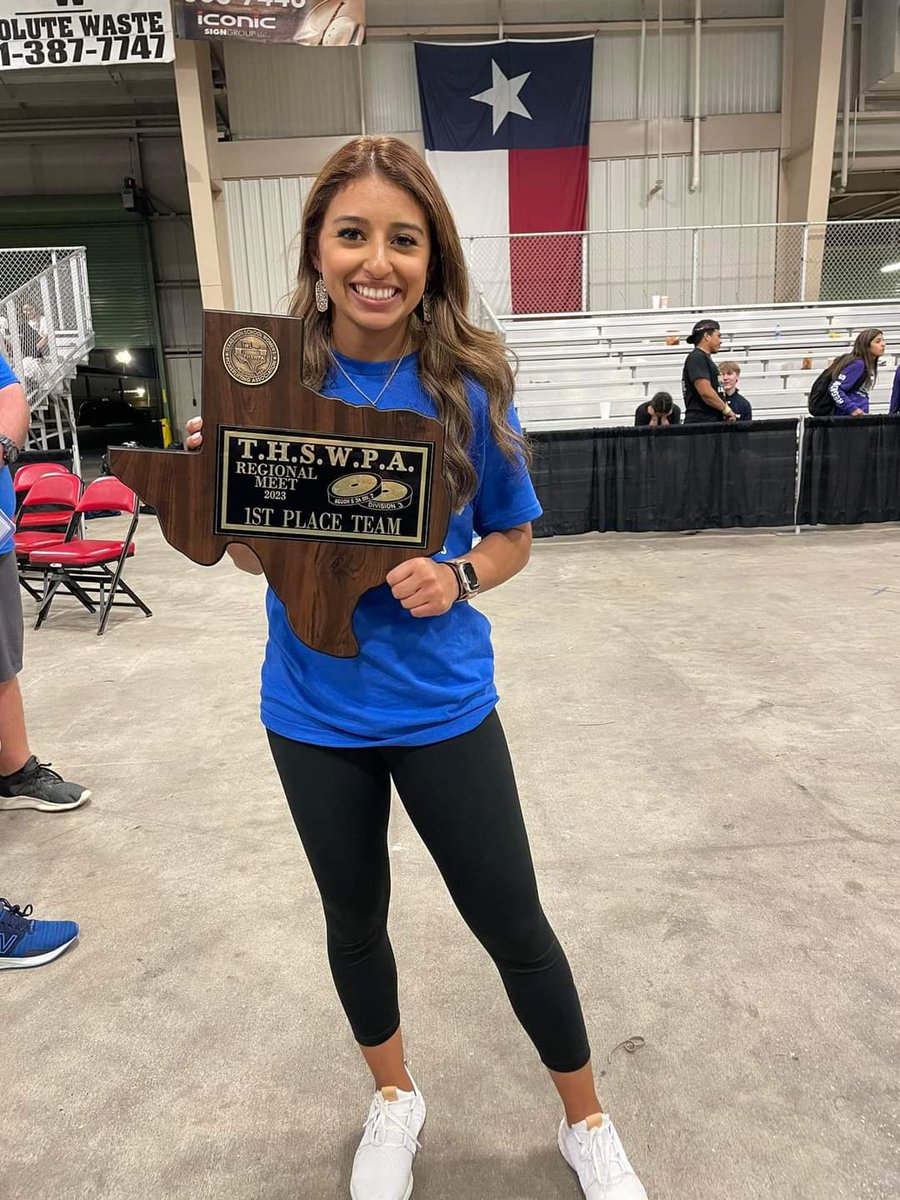 SouthTejas1984's tweet photo. From a former State Champ herself- To a current State Champ Coach and a 4X Regional Title Coach!

Awesome when former athletes come back to lead!

Congrats @jay_vasquezzz https://t.co/2nyiiMzdfP