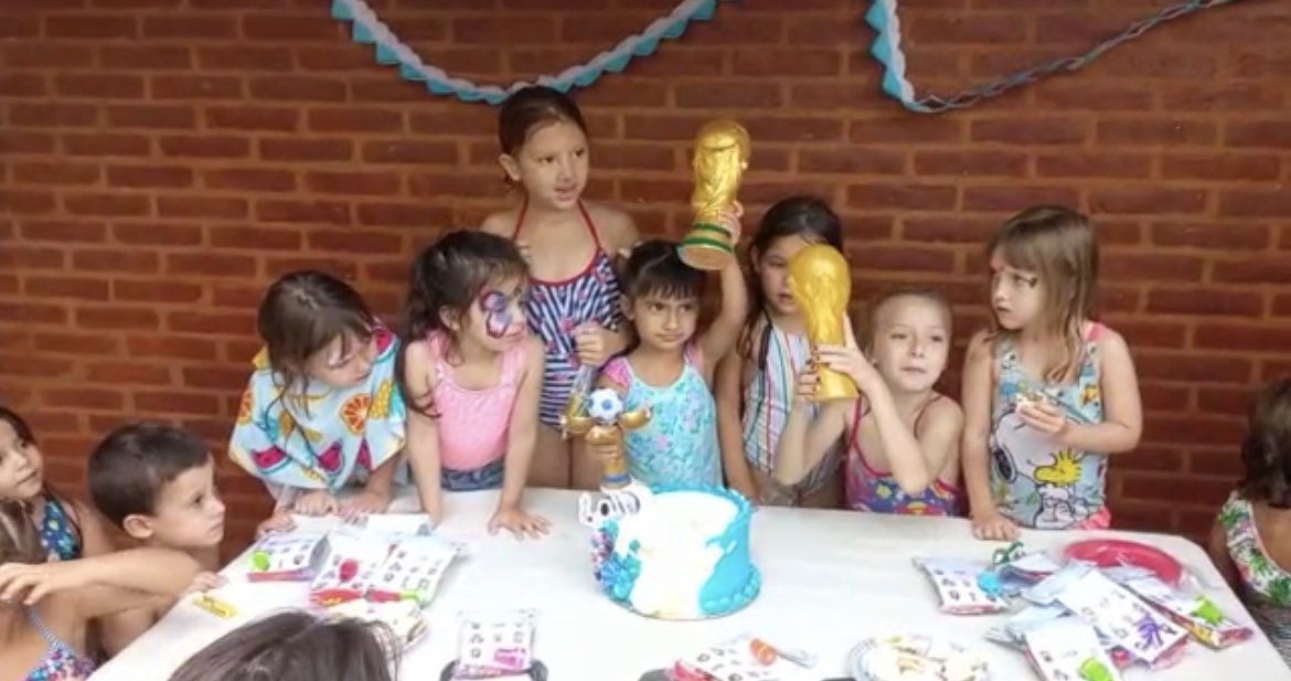 La que es campeona del mundo festeja como quiere 🏆⭐️⭐️⭐️