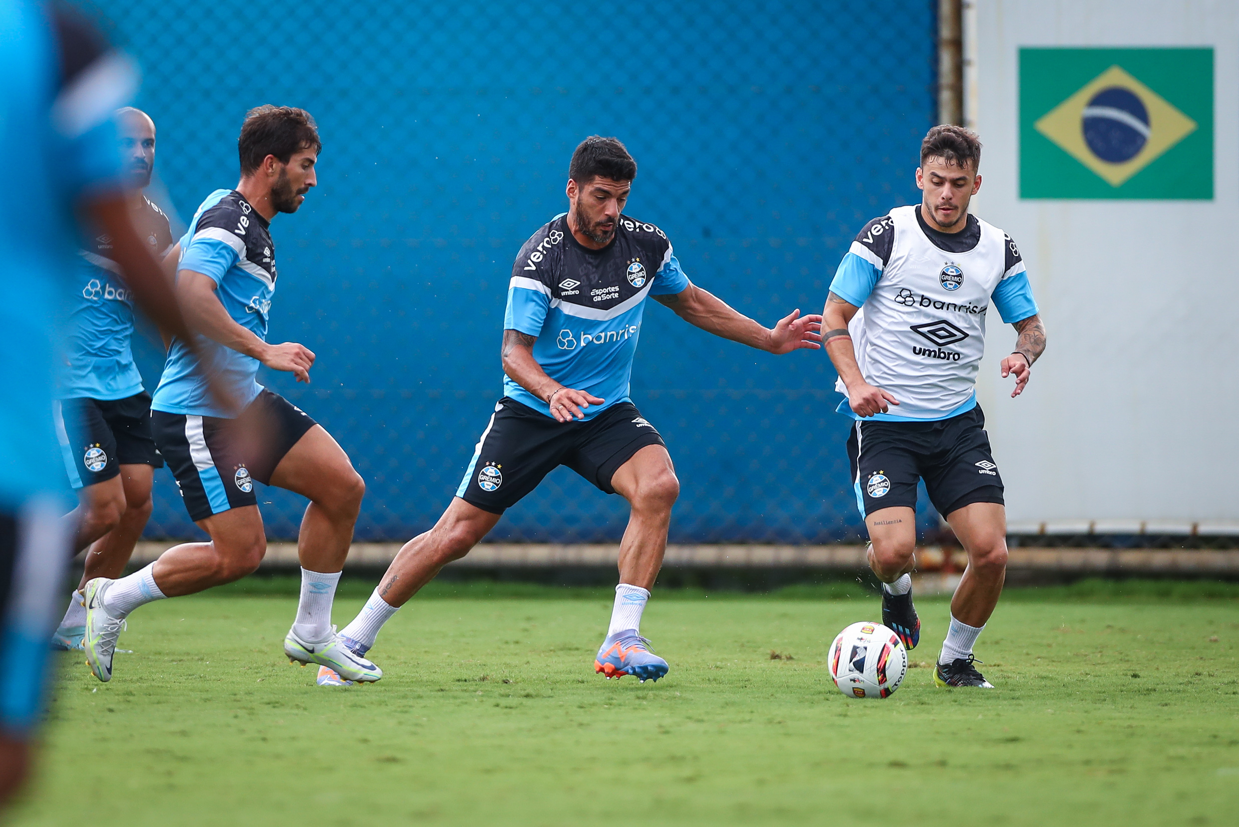Renato define estratégia de jogo, e Grêmio encerra preparação para o Gre-Nal
