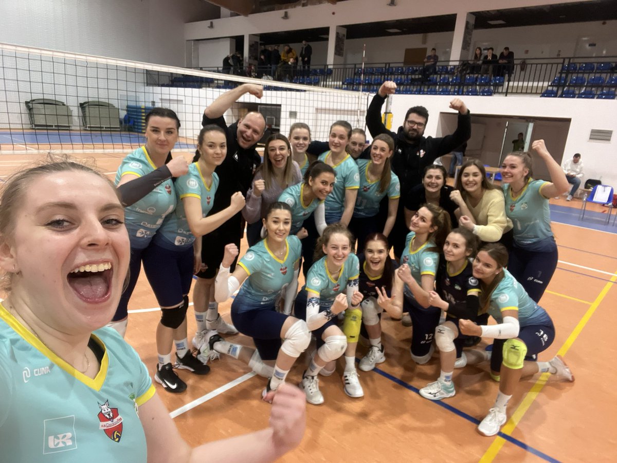 Troszkę nas tutaj mniej w ostatnim czasie, ale obiecujemy poprawę 😅💪🏼
Ale wracamy z przytupem ‼️ Wygrywamy 3:0 z Stowarzyszenie Sportowo-Turystyczne Lubcza ‼️
Kibice jak zawsze niezawodni 🥰
Dziękujemy! 👏
#GoDevelopres #TeamDevelopres
<a href="/KSDevelopres/">KS DevelopRes Rzeszów</a> 
<a href="/UR_Rzeszow/">UR Rzeszów</a> 
<a href="/miasto_rzeszow/">Rzeszów</a>