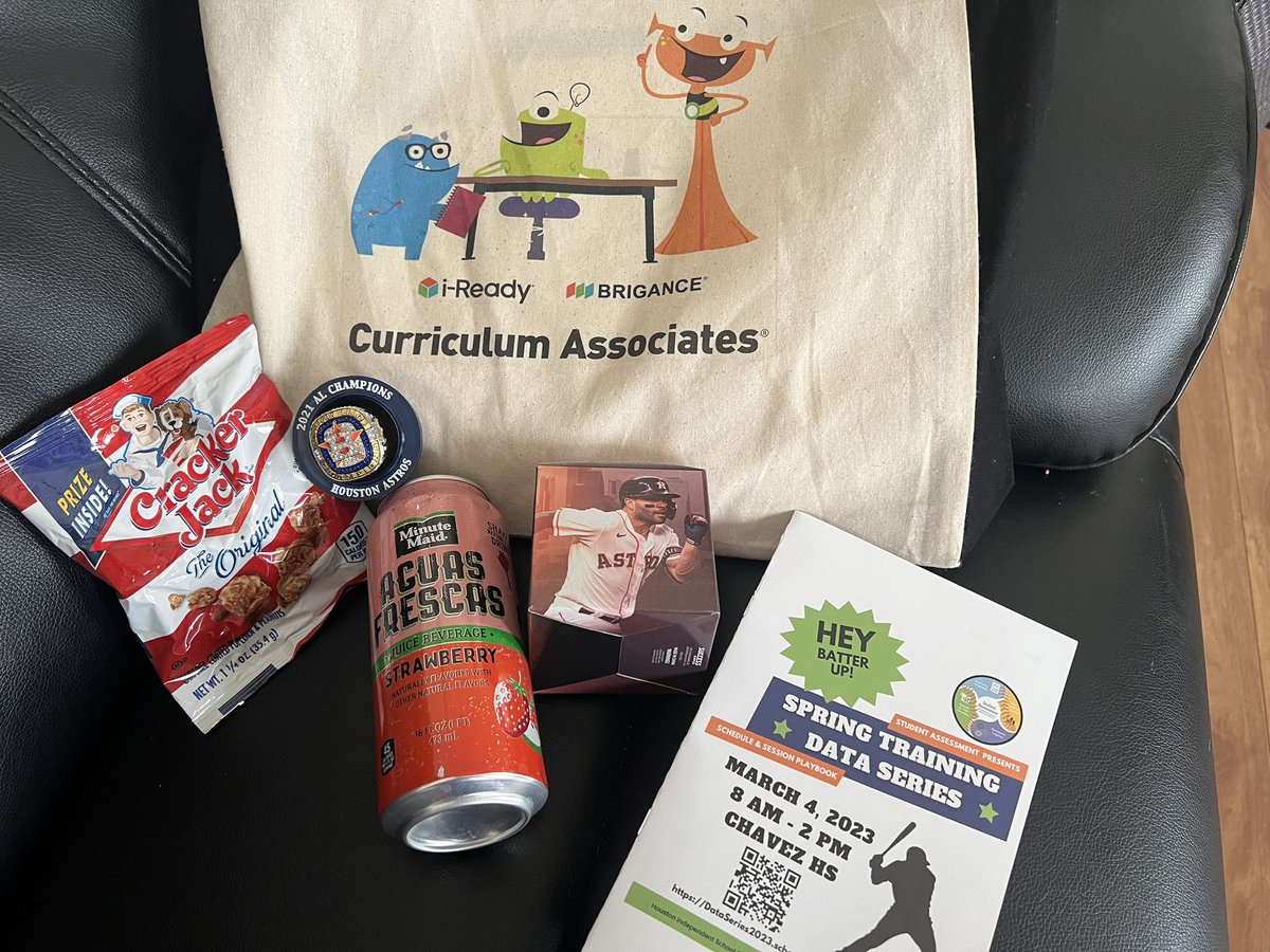 educatorkgarcia's tweet image. Thank you @HISD_Assessment and @TeamHISD for all my goodies and a great day of learning today! @DarceleLofton @HISD_ESO1 #DataSeries2023 @DrAliciaMartin @iReady