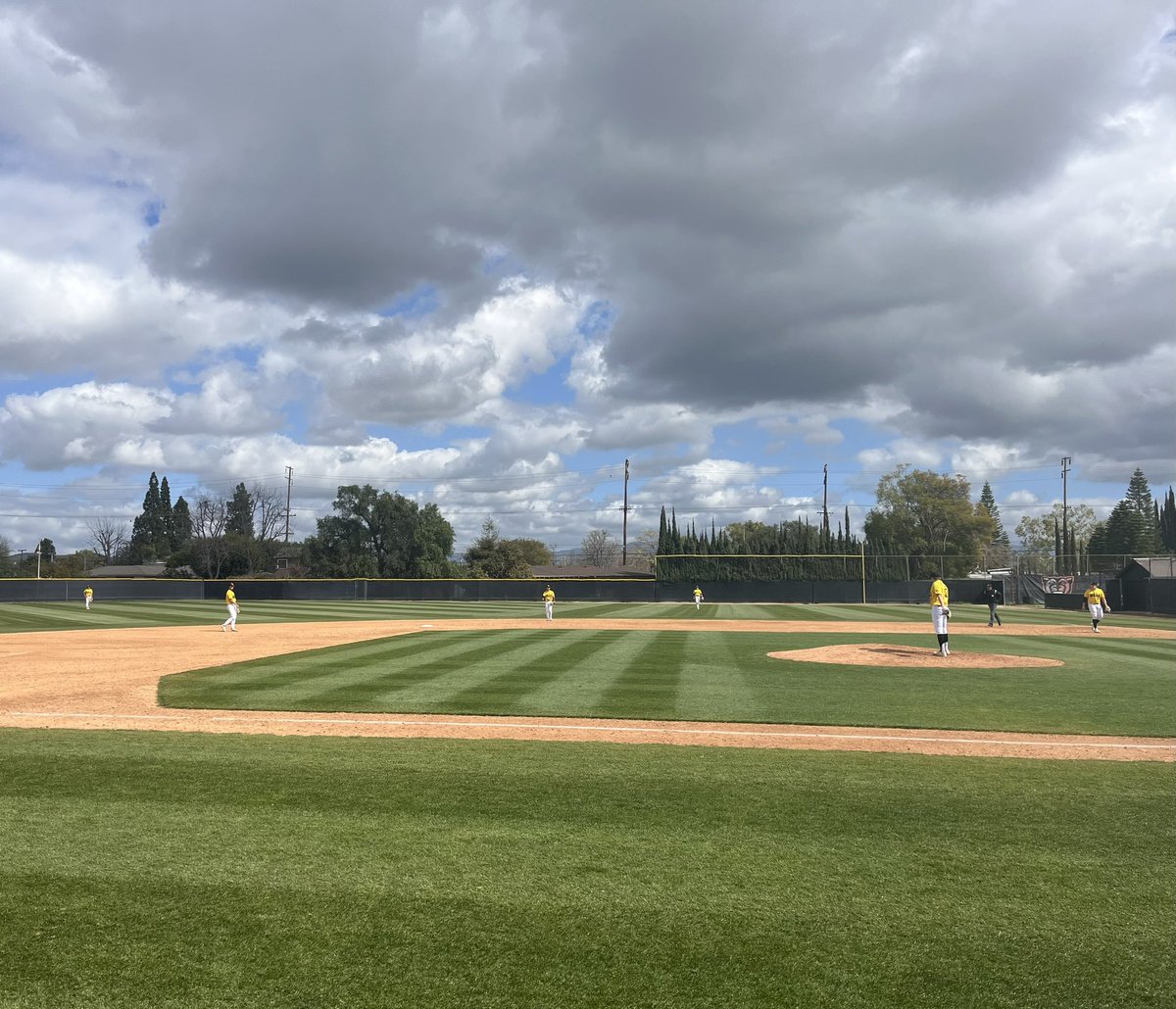 Sunny Hills Baseball tweet media
