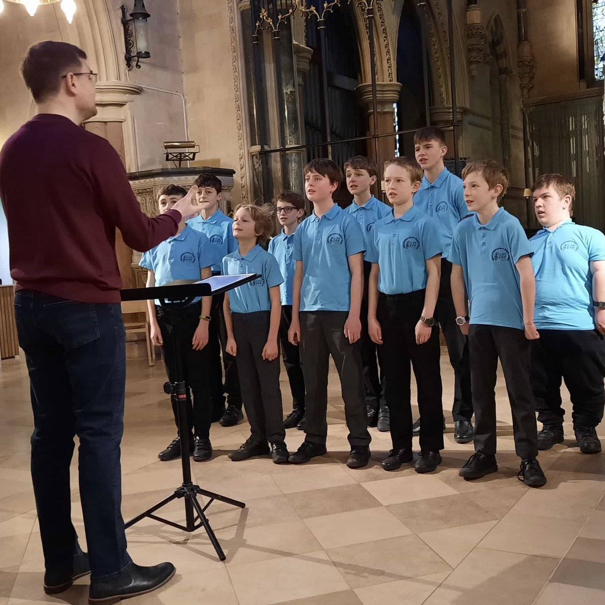 GlosBoysChoir's tweet photo. What a great afternoon at the Cheltenham Festival of Singing in aid of @MindsongGlos. Lovely to hear other choirs, and for some of us, a chance to stay on and sing the Hallelujah Chorus under James Gilchrist’s inspiring direction! https://t.co/xvWm3owhVq