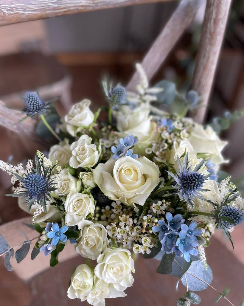 CP_Flowers's tweet photo. ……Something blue: It may symbolise love and purity, but blue is meant to ward off the evil eye from the bride. Well, there was plenty of love and purity at this wedding - and no room for the devils eye! https://t.co/7cyB4a1Td6 https://t.co/x4srwoeoHM