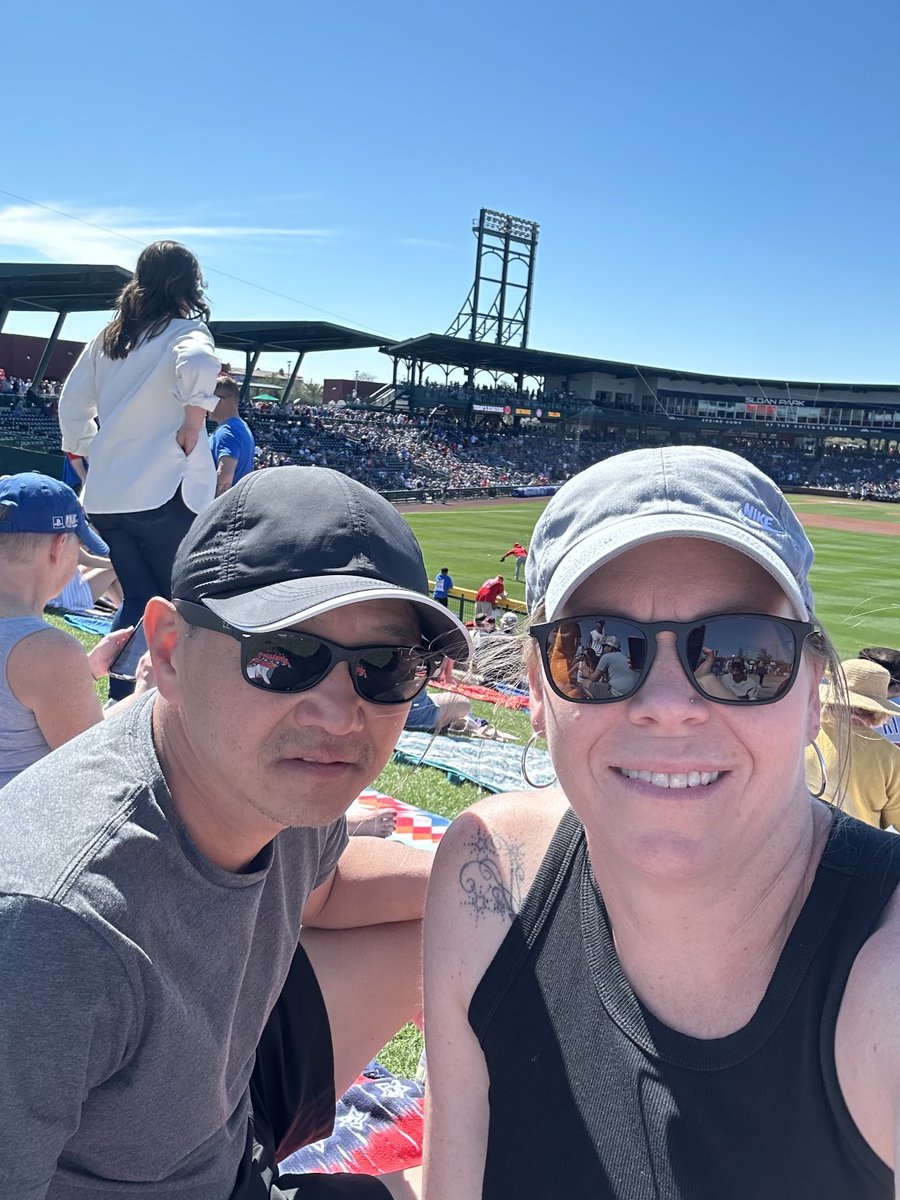 InKim5's tweet photo. #angels #cubs https://t.co/INso6GKqsX