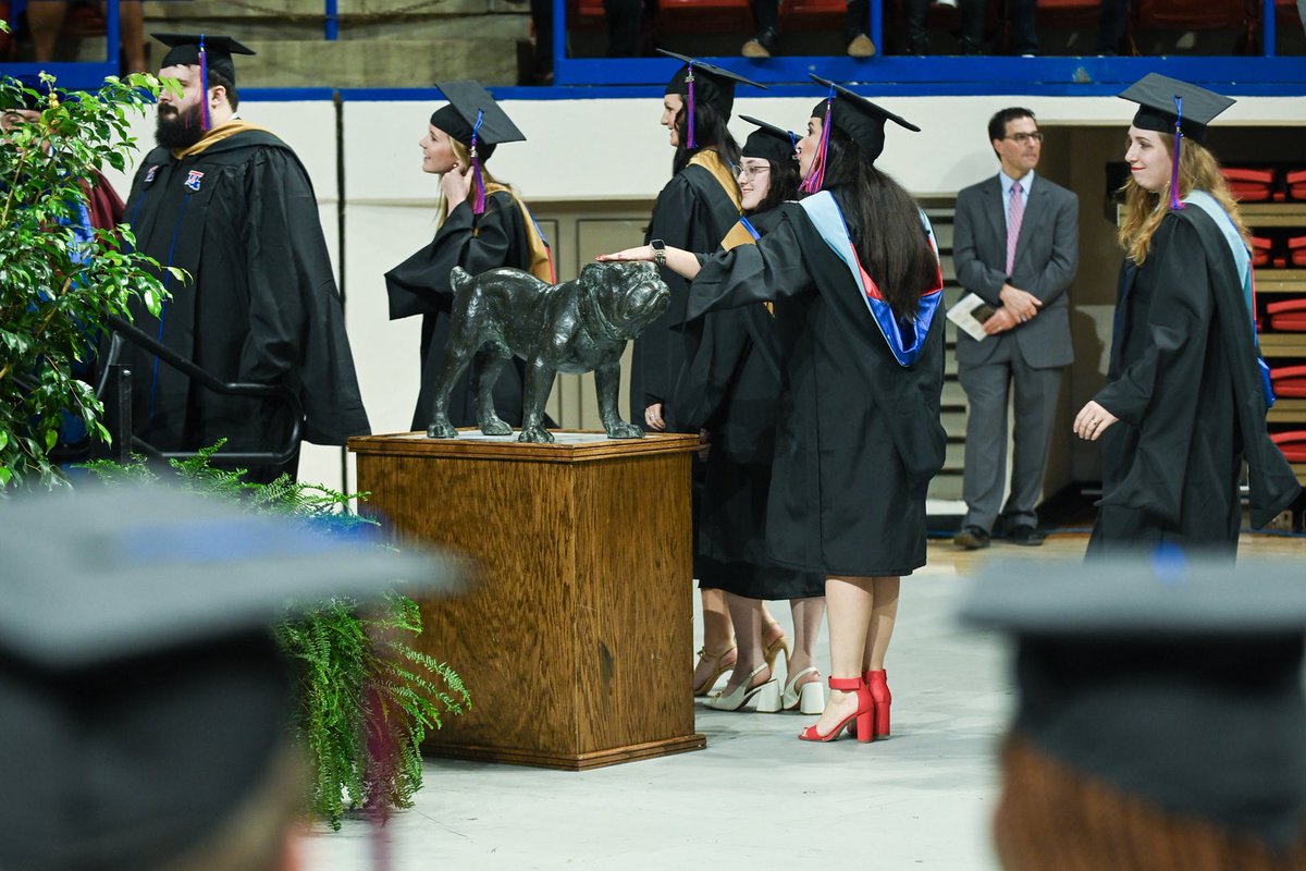 LATech's tweet photo. Added 331 new graduates today.

The future is bright. 😎

#EverLoyalBe ☝️🎓 https://t.co/7Yebee4nxt